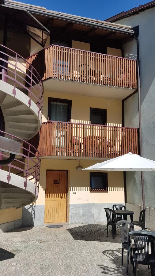 Residence Les Lacs Bardonecchia Ngoại thất bức ảnh